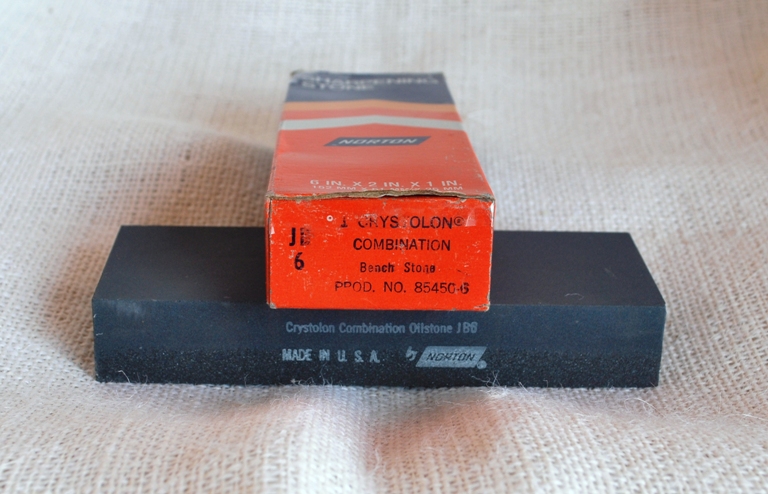 Norton JB6 Crystolon Stone Model 8545C-6 (2).JPG